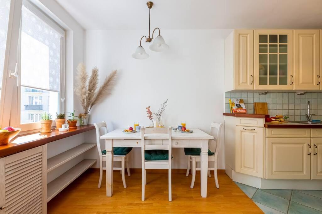 דירות ורשה Cozy, Bright, Comfy Studio Next To The Old Town. מראה חיצוני תמונה